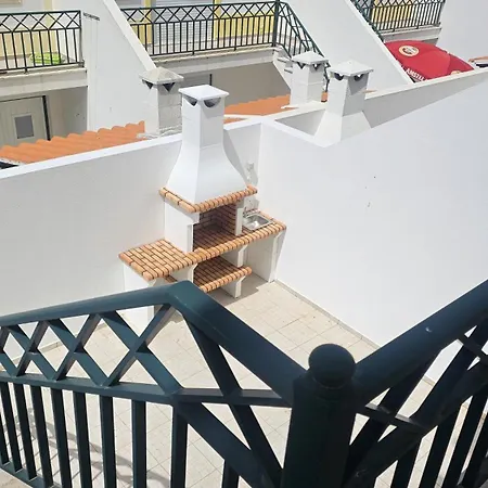 Surfando No Baleal 8 Pessoas Villa Ferrel (Leiria)